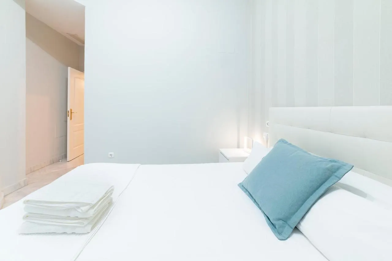 Alohamundi Santa Maria Apartment Seville